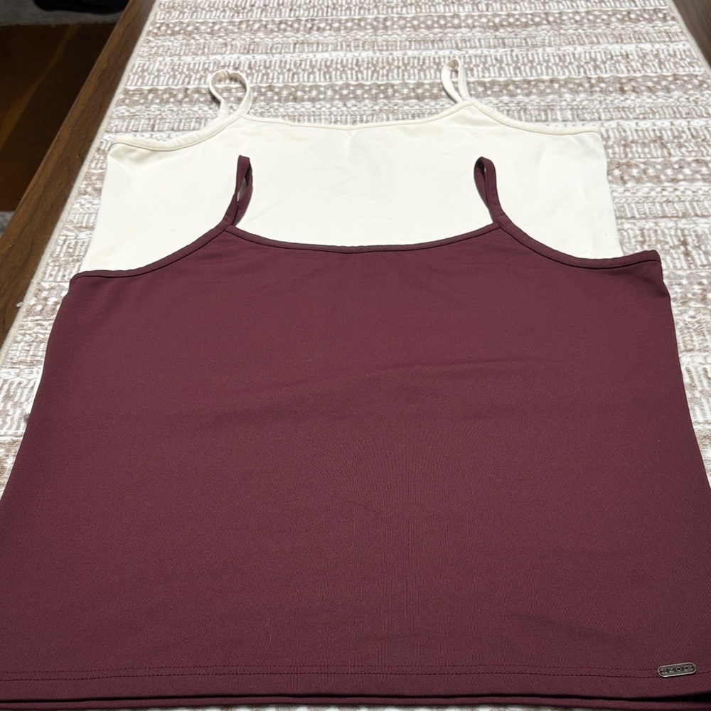 Izod Camisole in Maroon and Cream.. Set of 2. 
1 cream and 1 maroon.